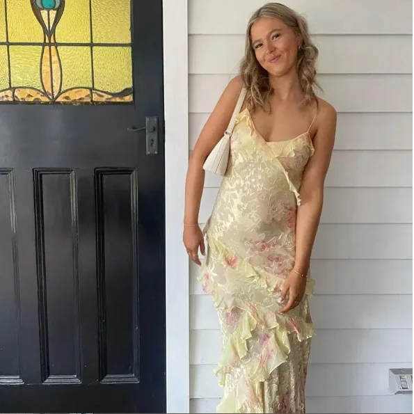 

Women's V-neck Ruffled Slim Long Skirt Fashionable Sleeveless Printed Suspender Casual Backless Summer Beach Skirt Women's Vest
