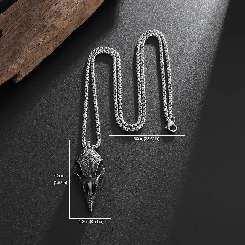 Retro Gothic Crow Skull Pendant Necklace Men\'s Punk Charm Fashion Domineering Halloween Animal Jewelry Gift