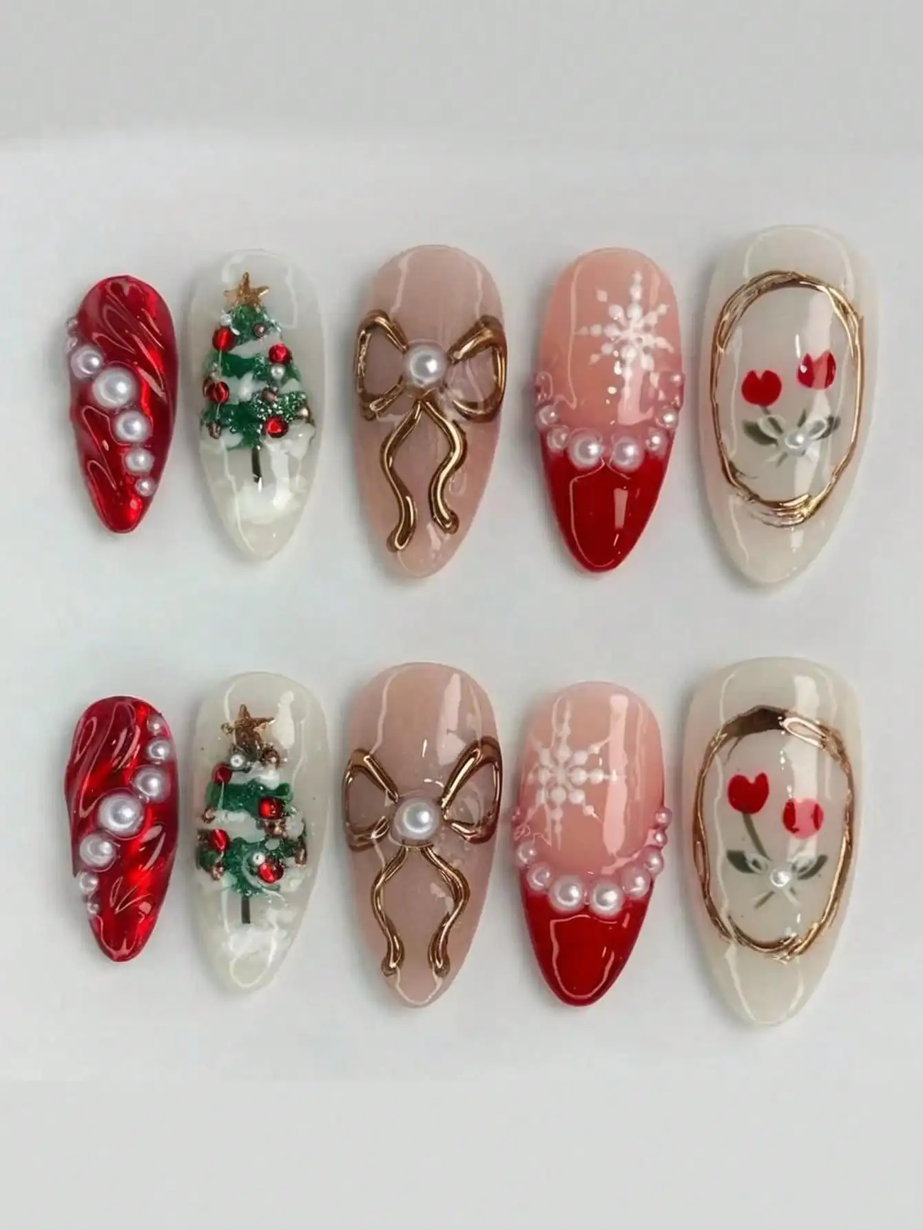 

30pcs Short Almond-Shaped Nail Stickers with Cute Apple, Strawberry, Plaid & 3D Bow Patterns. Glossy Full Coverage Fake Nails. Y2K Style for Women & Girls.