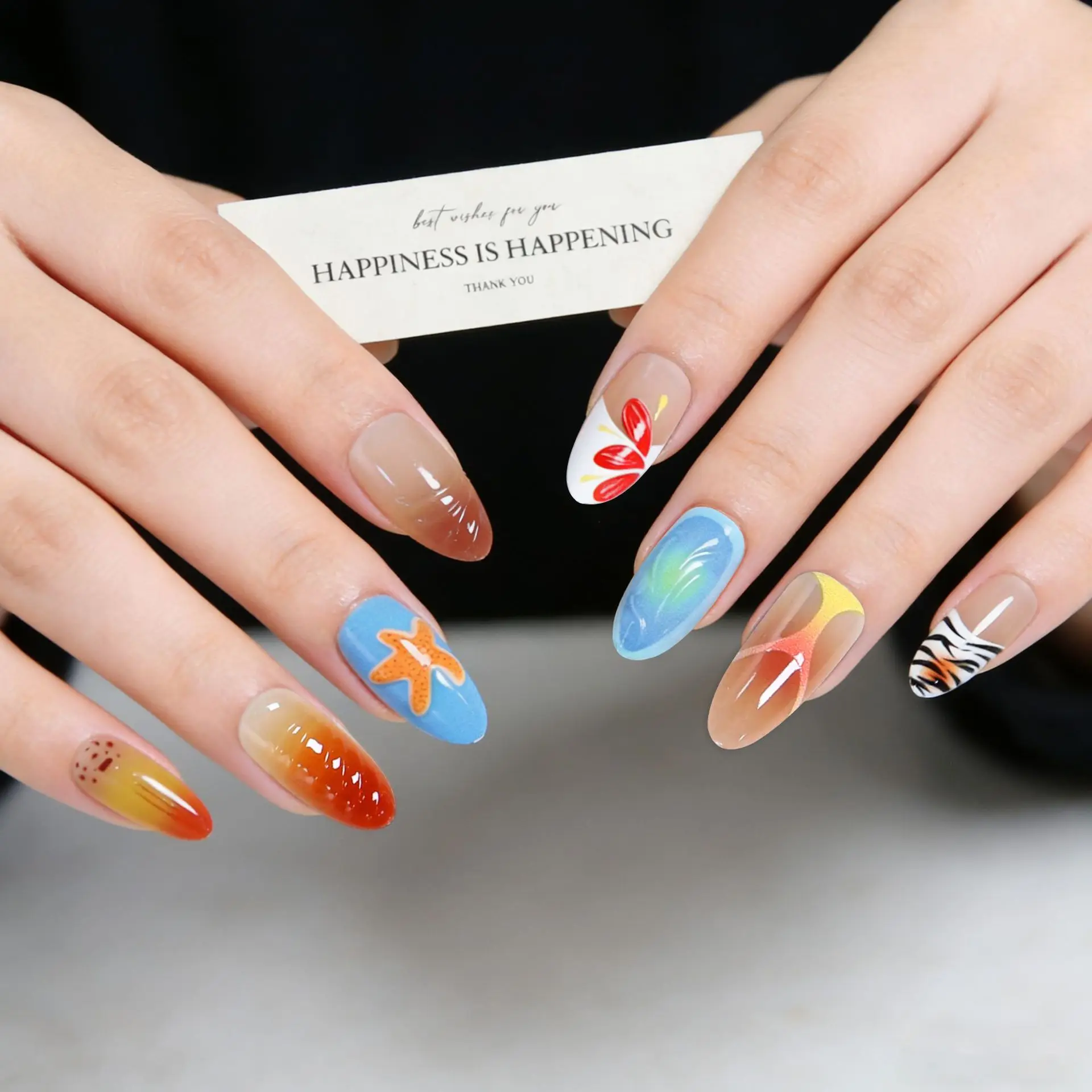 

Wear Armor 3D Starfish Shell Flower Blush Gradient Island Holiday Style False Nails