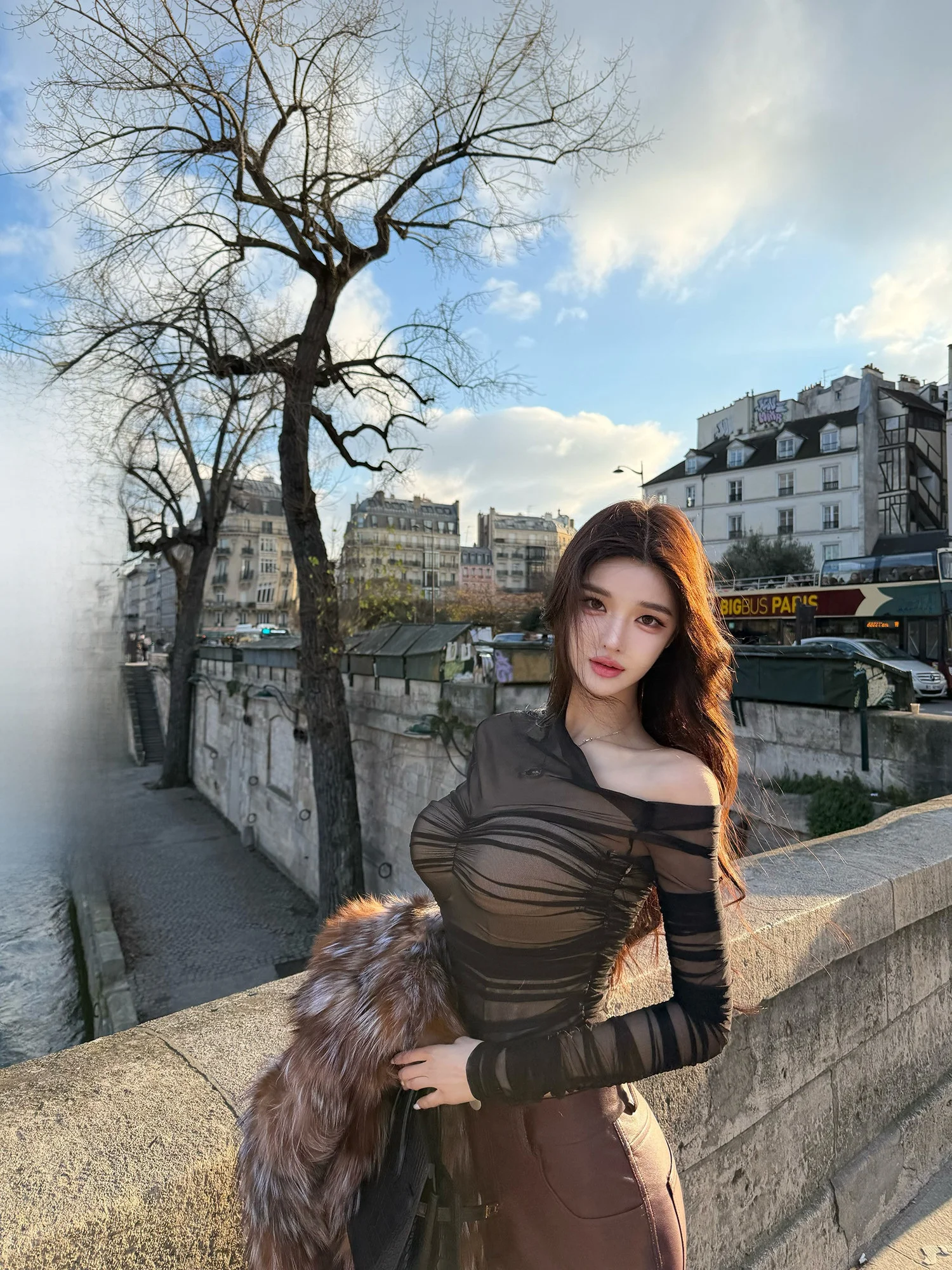 

Сексуальный костюм Viola Scarlett Let Sexy Sni Mugler: двухцветный кружевной плиссированный комбинезон с длинными рукавами из полиэфирного волокна для женщин
