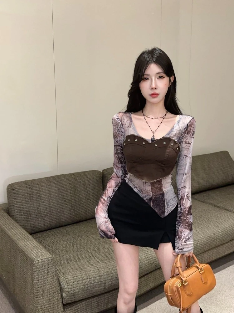 

Женская футболка с длинным рукавом и асимметричным кроем в стиле тай-дай для ранней осени, с эффектом подчеркивания ключиц и талии, в стиле «Spicy Girl»