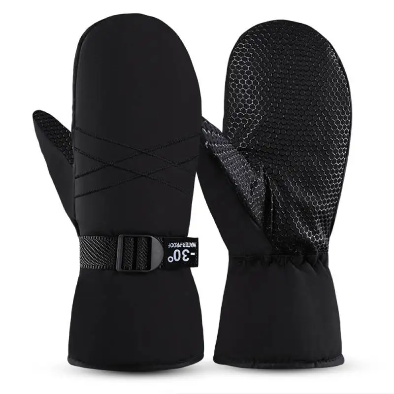 

Outdoor Ski Gloves Warm, slip-resistant, extended wrist design All-weather, freeze-resistant gloves for wind and rain