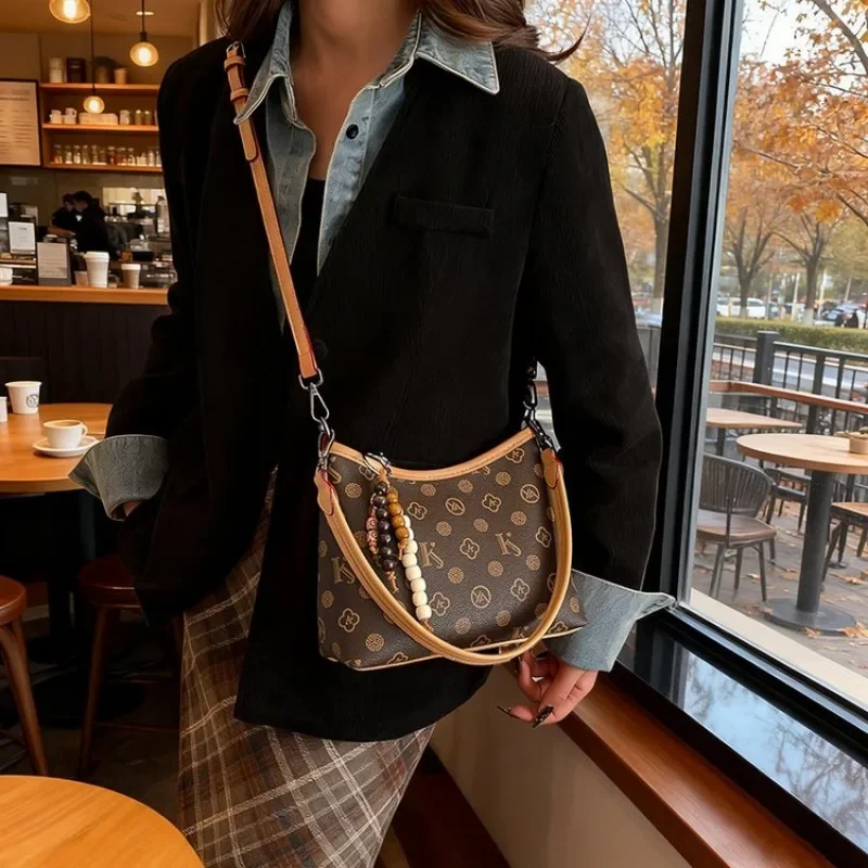 Leather Diaper Bag For Women Elegant Minimalist Vintage Crossbody Bag Classic Designer Tote Luxury Large Capacity