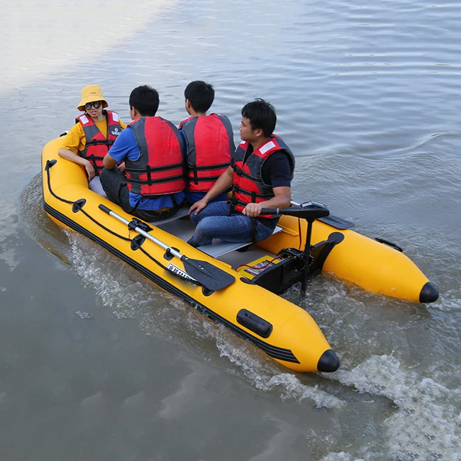 Kayak serie 3 della serie 3 della barca gonfiabile da 2,6 M per 3 persone più venduto per sport acquatici e canoa da pesca in zattera
