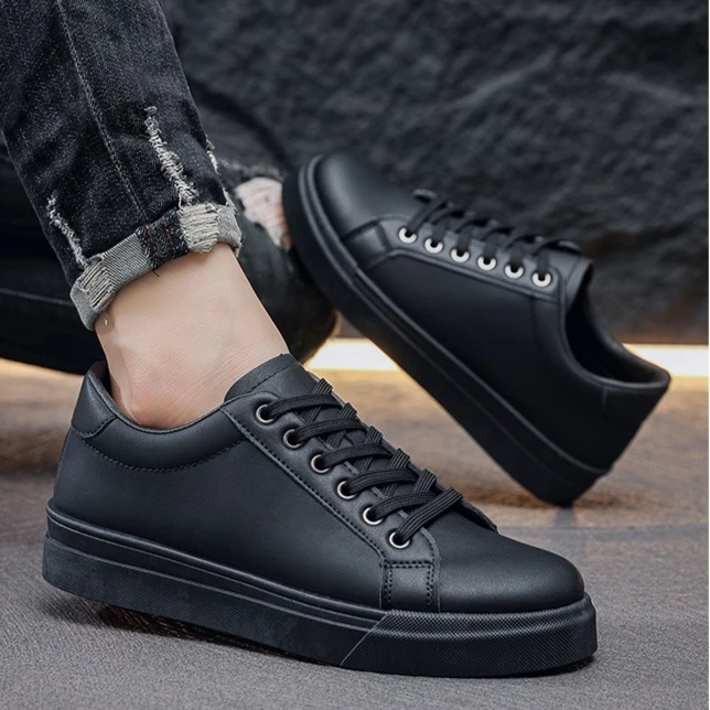 

Весенние и летние новые мужские кеды, модный тренд, белые кроссовки, спортивная и повседневная обувь, универсальные мужские туфли.