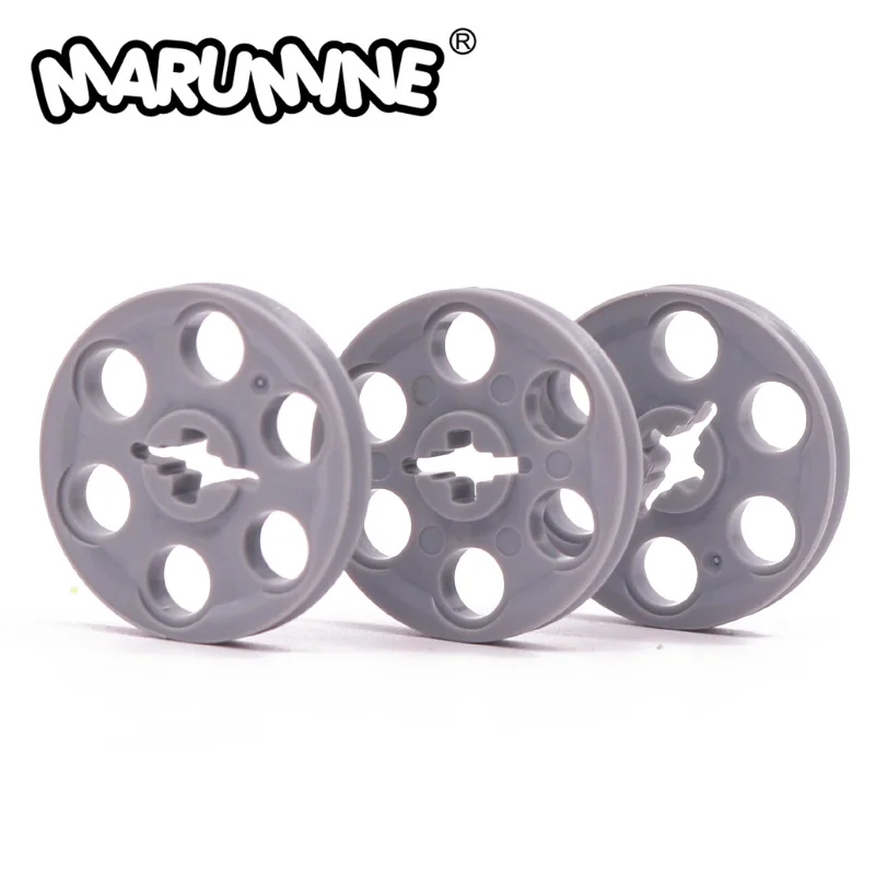 

Marumine 4185 MOC Building Block Parts Wedge Shaped Wheel 30PCS 6 Hole Pulley Technology Mechanical Brick Toys DIY Accessories