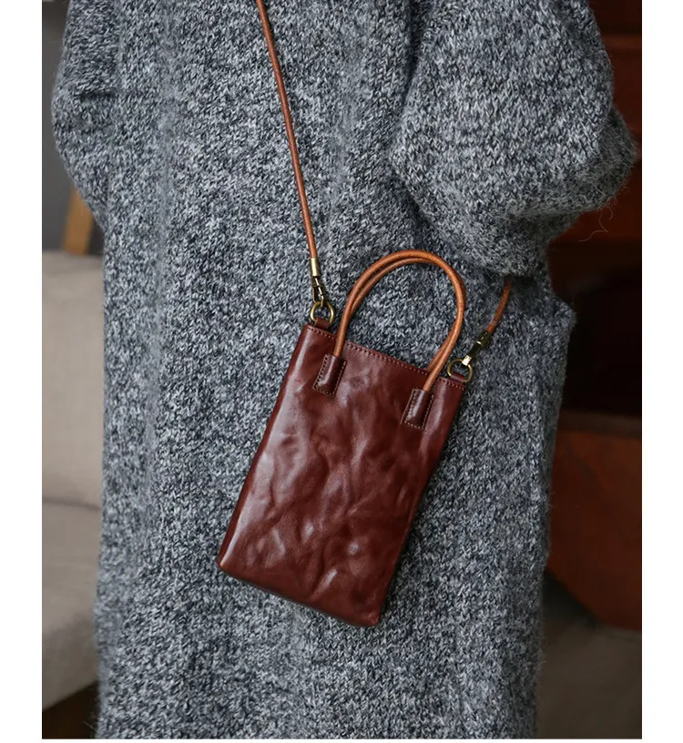 PNDME schlichte, modische Damen-Handtasche aus erstklassigem Rindsleder, handgefertigte Echtleder-Umhängetasche für das Wochenende. – Detail 9