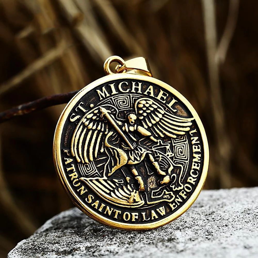 Classic Vintage St. Michael Archangel Pendant For Men Women Stainless Steel Archangel Round Medal Necklaces Amulet Jewelry Gifts