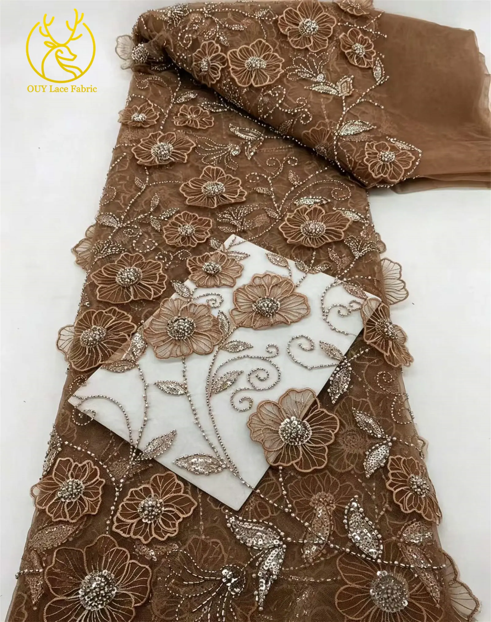 Eleganter nigerianischer 3D-Blumen-Stickerei-Spitzenstoff 2026 Hochwertiger afrikanischer Perlen-Pailletten-Spitzenstoff für Abendkleider – Detail 14