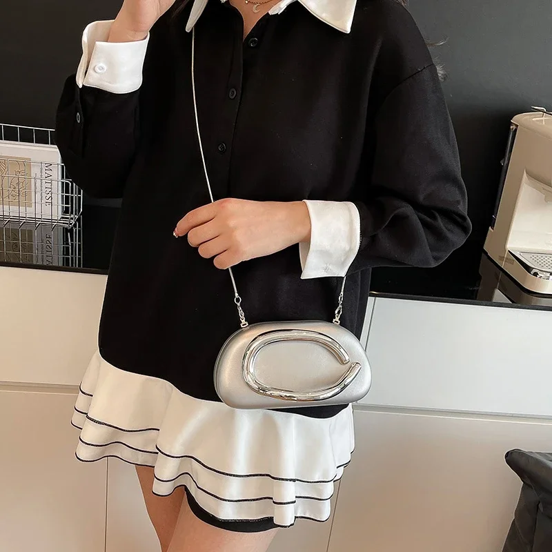 

Women PU Leather Metal Handle Handbag Solid Color Metal Decoration Evening Bag Hand-held Shoulder Clutch Bag for Wedding Party