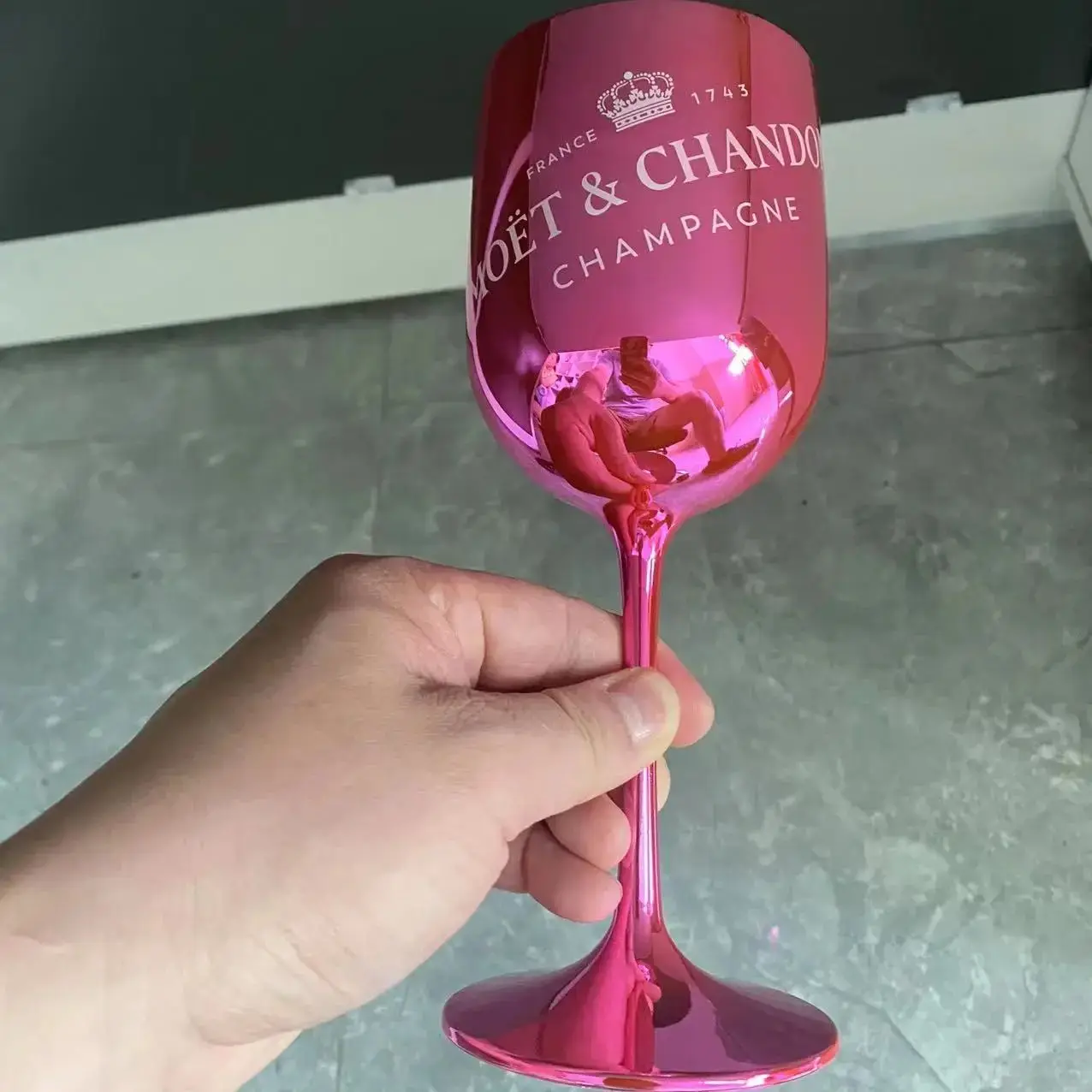 480ml Unbreakable electroplate plating shinny pink blue plastic wine glass champagne glasses flutes goblet cup