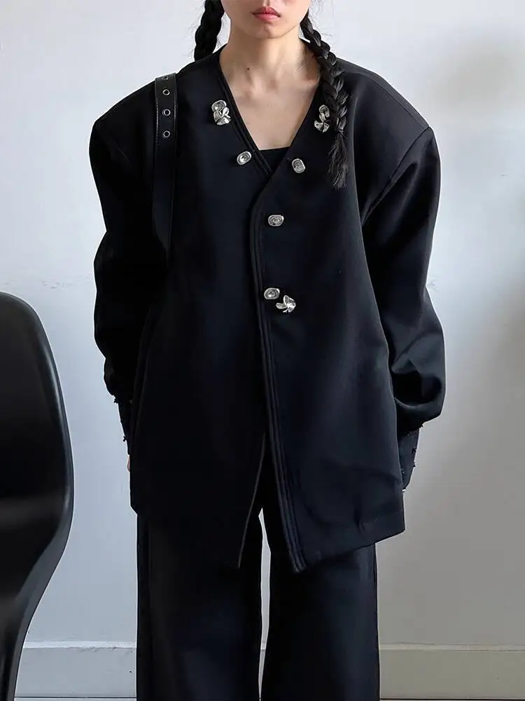 

HUISONG Elegant High-End Shoulder Pad Metal Buckle Cardigan Blazer Short Jacket Loose Casual Fashion Jacket for Women Spring