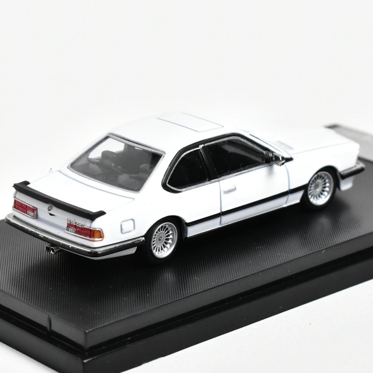 SW STREET WARRIOR 1:64  635 CSI Diecast Model Car