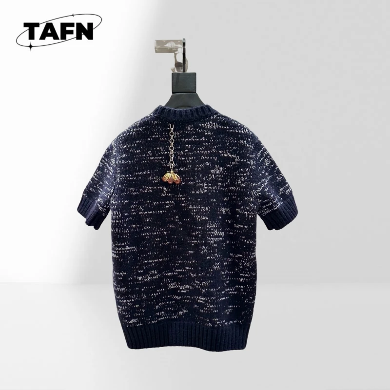 100% Wool High-End Retro Design Cashmere Cardigan, Warmth Style for Casual Occasions Warm Comfortable for Casual Outings AJ2925