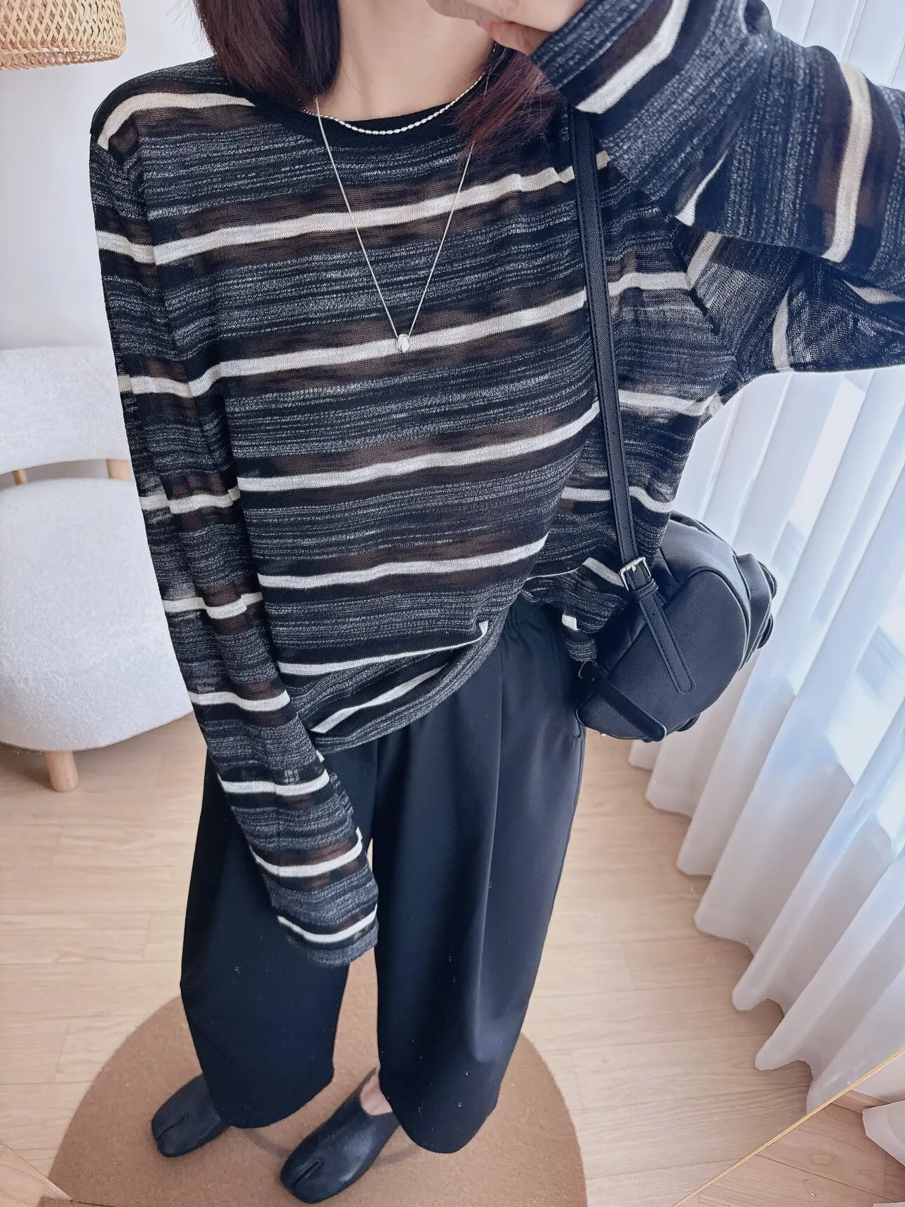 

Cool Silk Long Sleeve Knitted Top Women's Style Loose Fit round Neck Half Transparent Stripe Pattern Spring Early Fashion