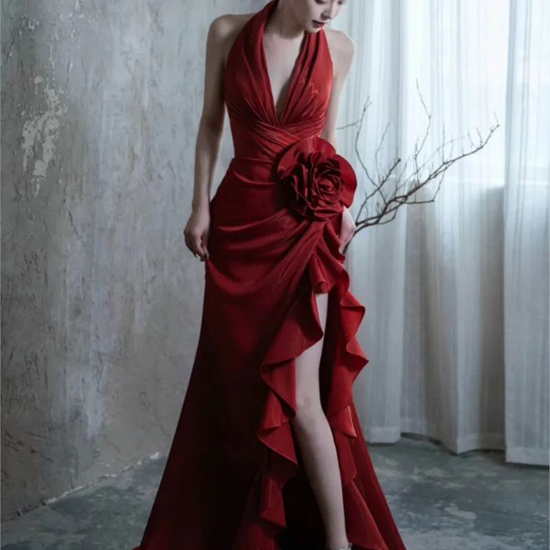 Red rose toasting gown with split dressing back dress tail