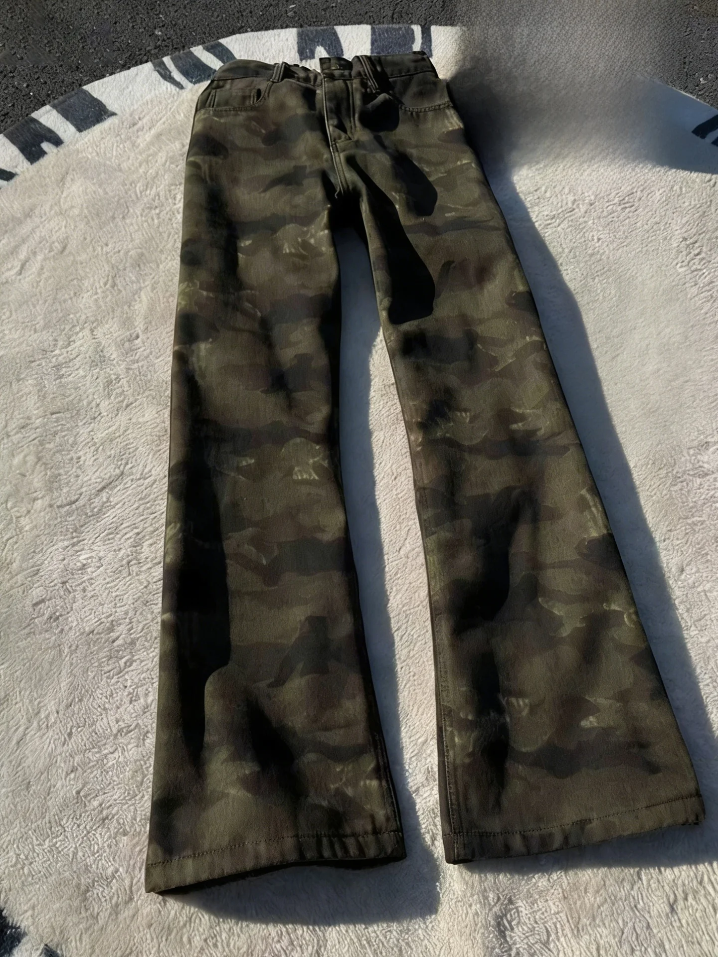 

Мужские зимние джинсы-комбинезон прямого кроя в стиле ретро-американский камуфляж, облегающие, с зауженным низом