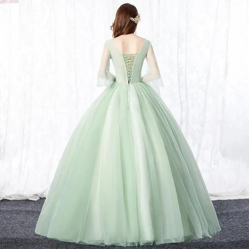 ใหม่สามไตรมาสแขน Tulle ชุดไปงานเต้นรำภาพลวงตาเซ็กซี่ลึก V คอ Quinceanera ชุดลูกไม้ดอกไม้ความยาว Vestidos De 15