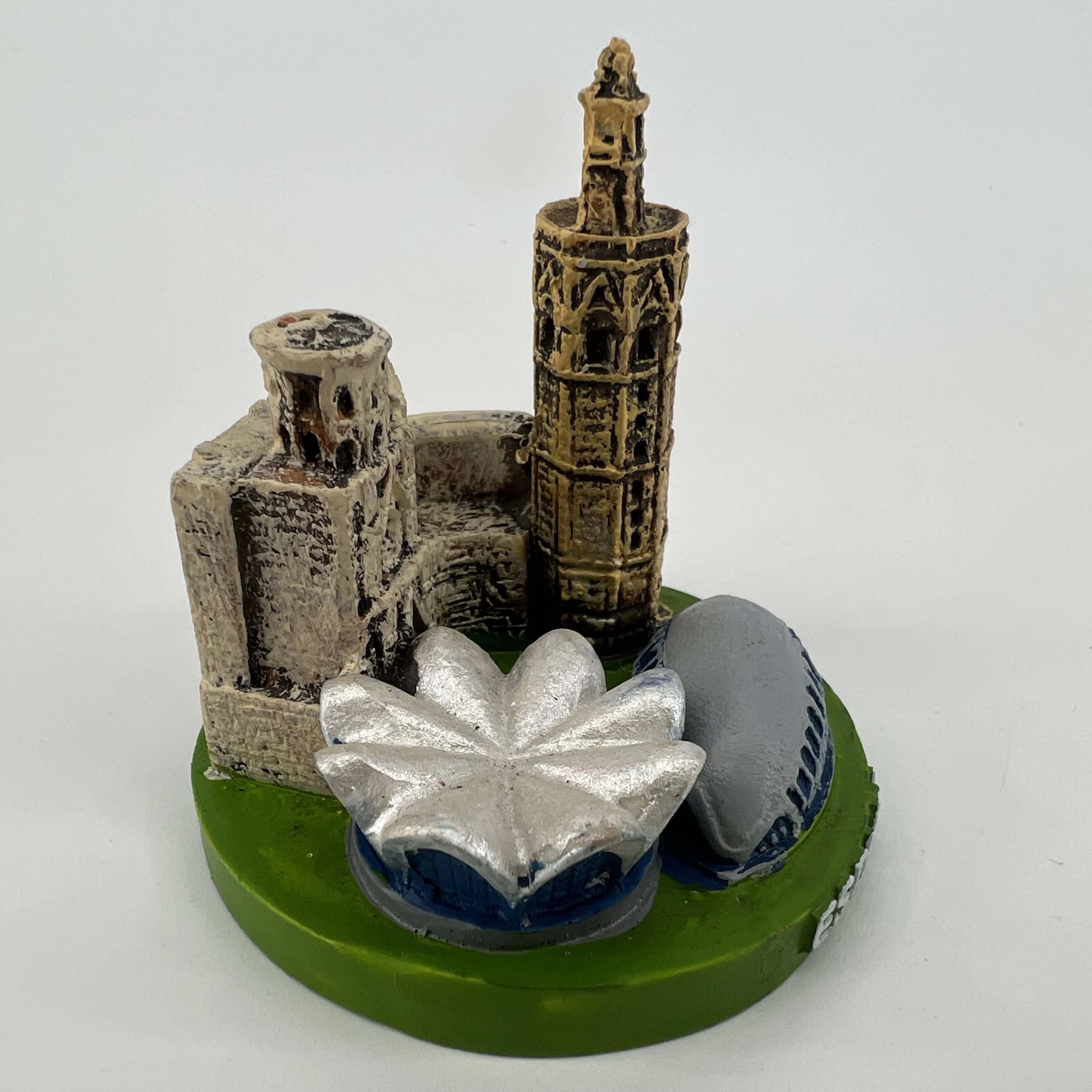 Spain Valencia Cathedral Valencia\'s Aquarium City of Arts and Sciences Ornament Stereo Resin Room Desktop Decoration Handicraft