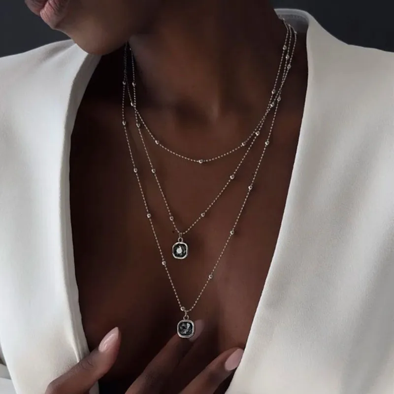 Trendy Multi-Layer Acrylic Square Pendant Necklace for Women