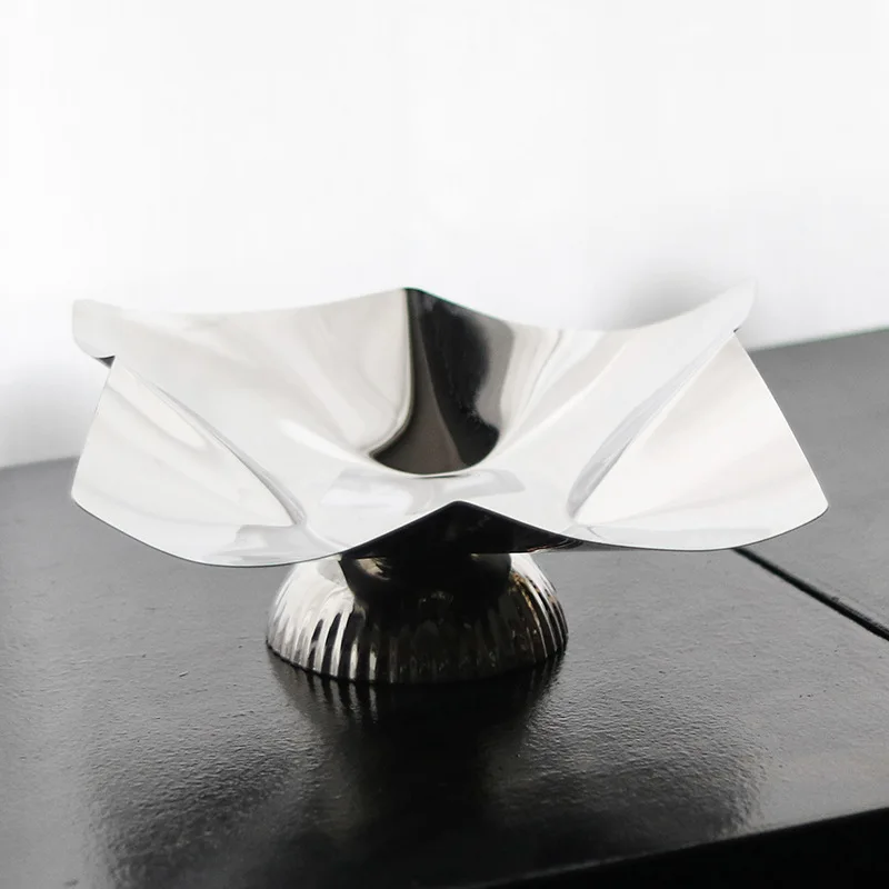 Modern Art Fruit Plate Luxury Restaurant Storage Trays Creative Desktop Trays Living Room Simple Decoration Organize Plates