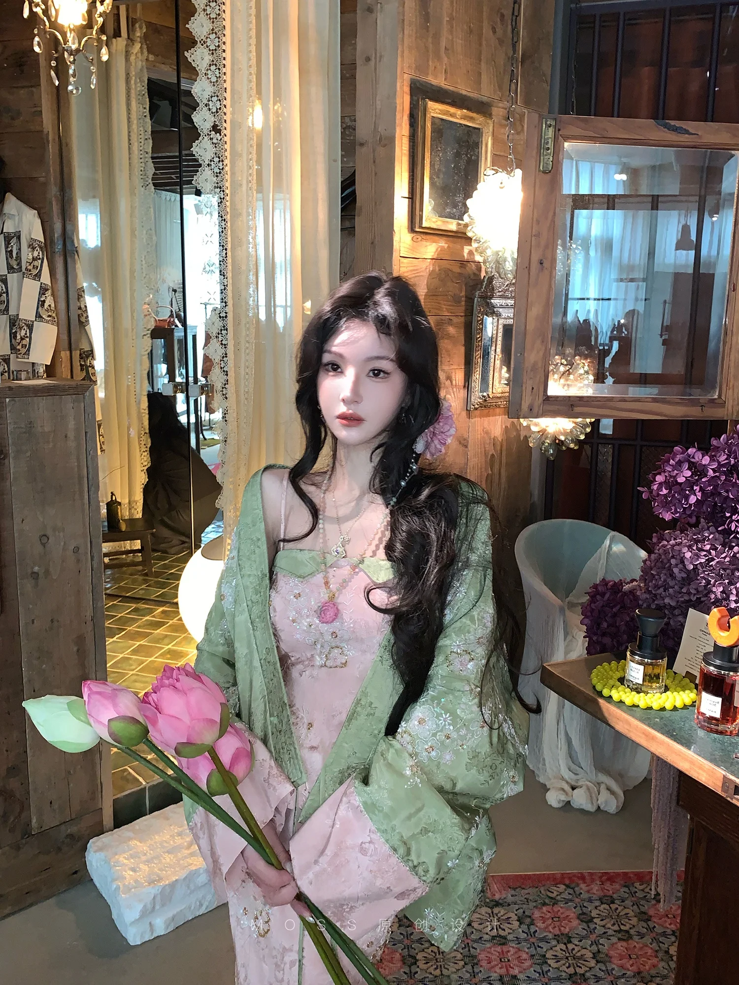 

New Chinese Style Cotton Pearl Embroidery Floral Pattern Jacket Strap Half Skirt Set Women's Fashion Ensemble Long Sleeve Loo...