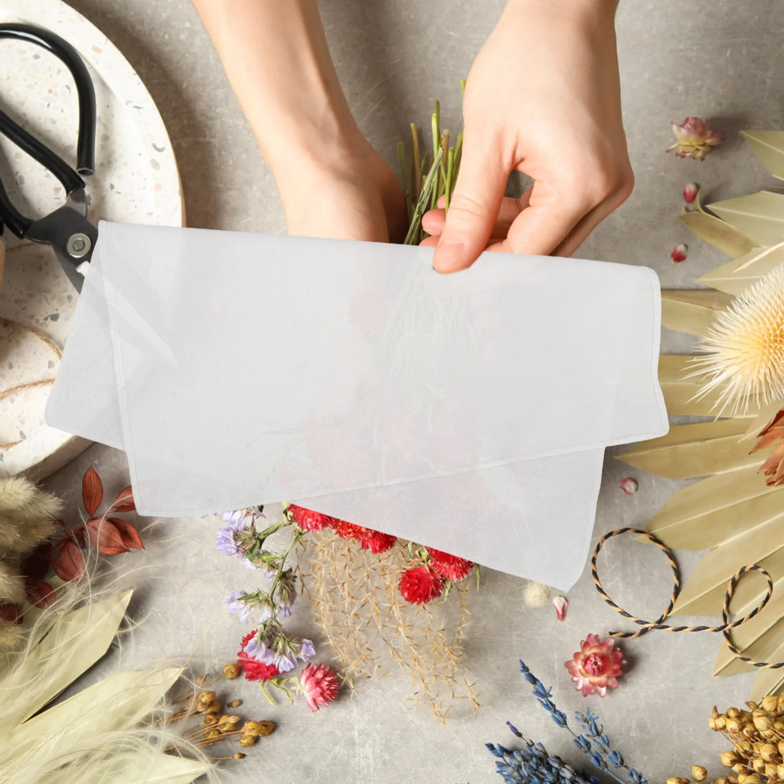 

10Pcs Plant Pressing and Dyeing Tools DIY Fabric Kit White Cotton Squares for Flower Art Craft Projects Tie Dye Supplies