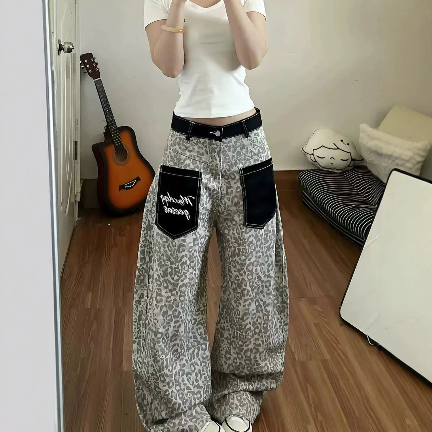 American High Street Leopard Print Jeans for Men and Women Spring and Autumn Loose Wide Leg Leopard Print Casual Pants