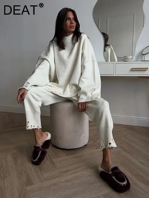 DEAT Fashion Knitted 2 Piece Set Women's Round Neck Loose Ripped Sweater High Waist Loose Pants Suit Autumn New 7A1114