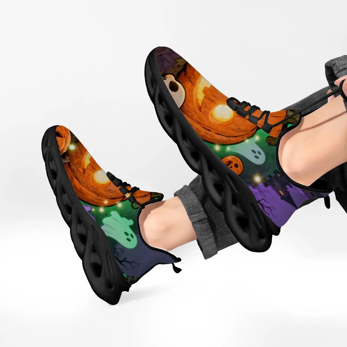 

Halloween Holiday Gift for Parents and Children Scary Pumpkin Bat Ghost Skull Pattern Design Lace-up Casual Sports Shoes