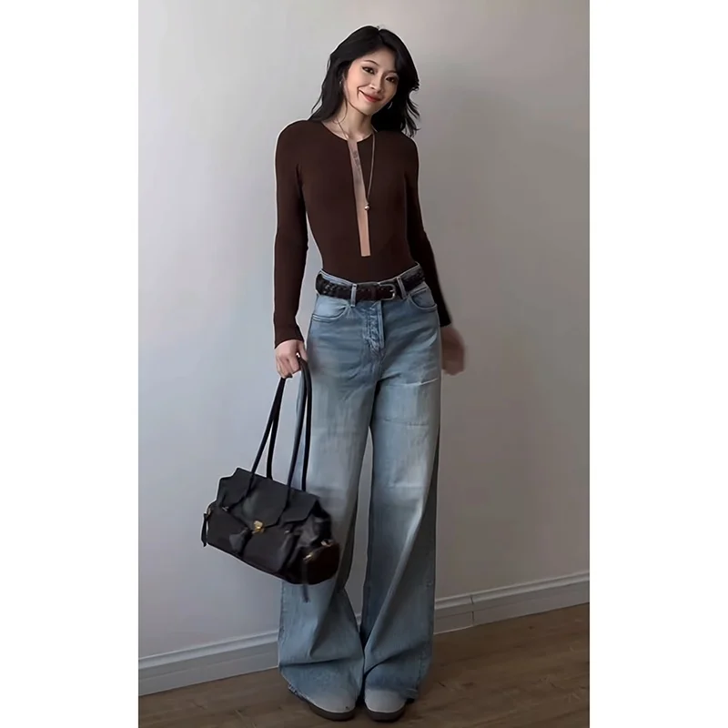 เสื้อกล้ามซับในผู้หญิงแบบยาว ยืดหยุ่นสูง พร้อมแผ่นรองหน้าอก ดีไซน์เซ็กซี่แบบเว้า โชว์สัดส่วน