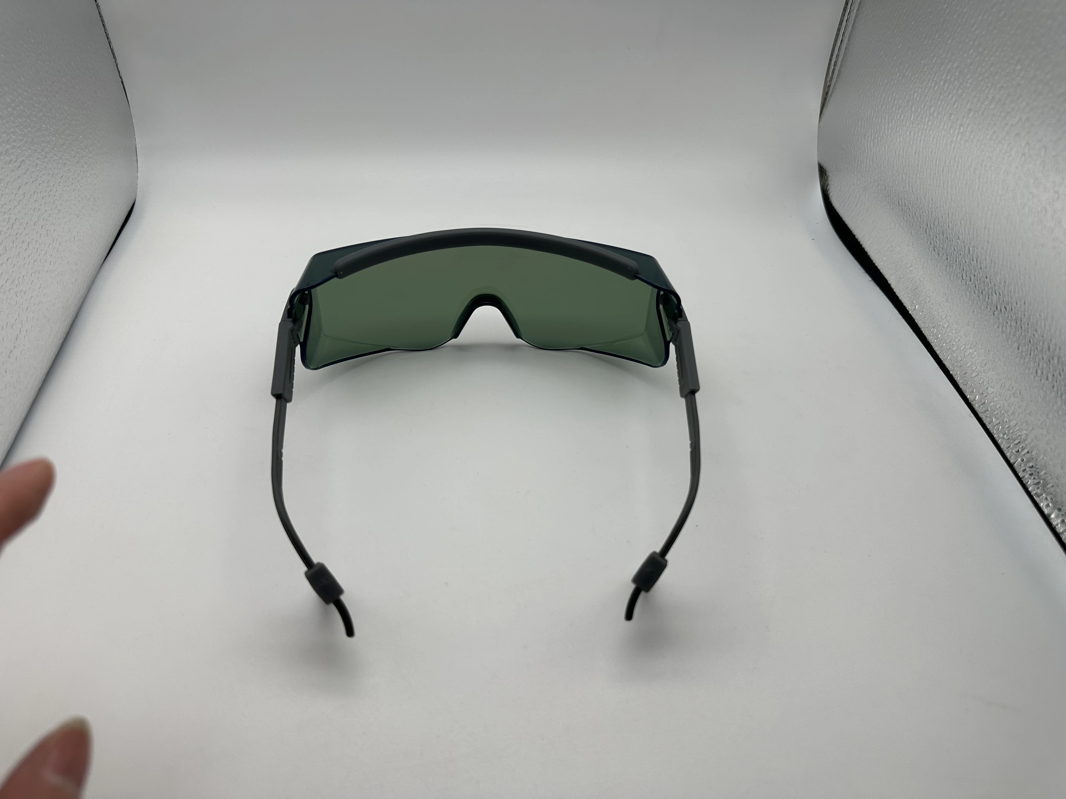 Professional Laser Safety Goggles For 577nm 589nm Medical Laser Eye Protection OD6+ VLT4%