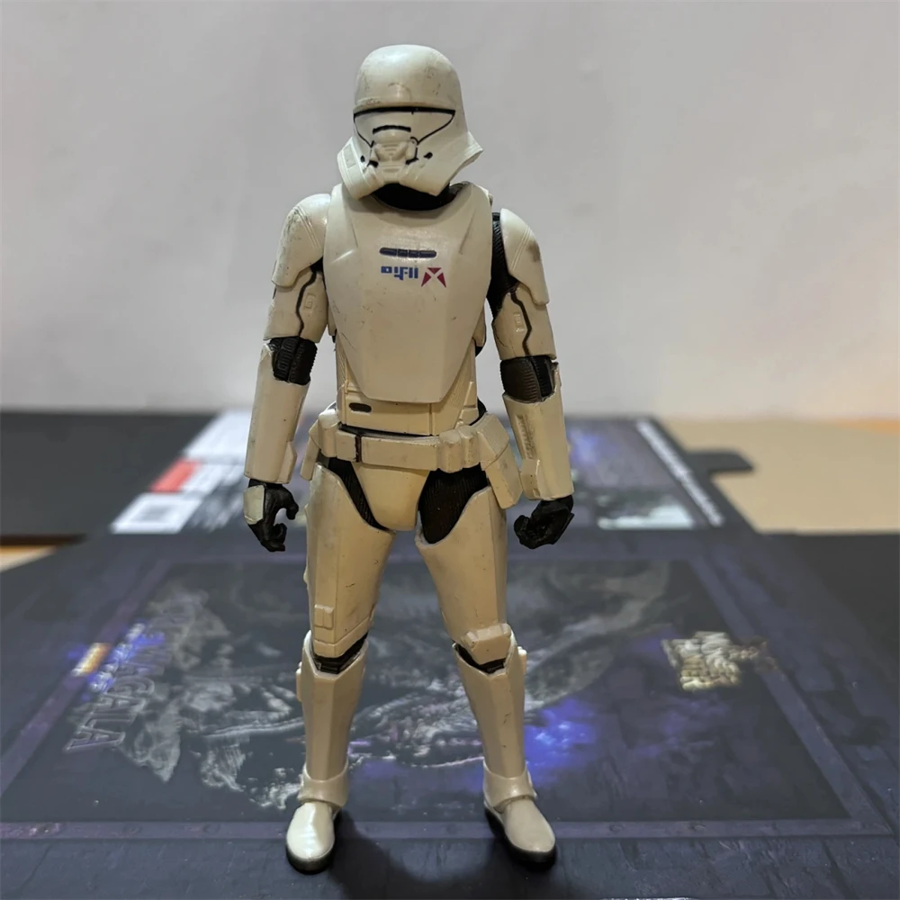 Hasbro Star Warsshock Trooper Cold Weather Assault Stormtrooper 6-Zoll Original Bulk Goods Are Defective Model Doll Actionfigur