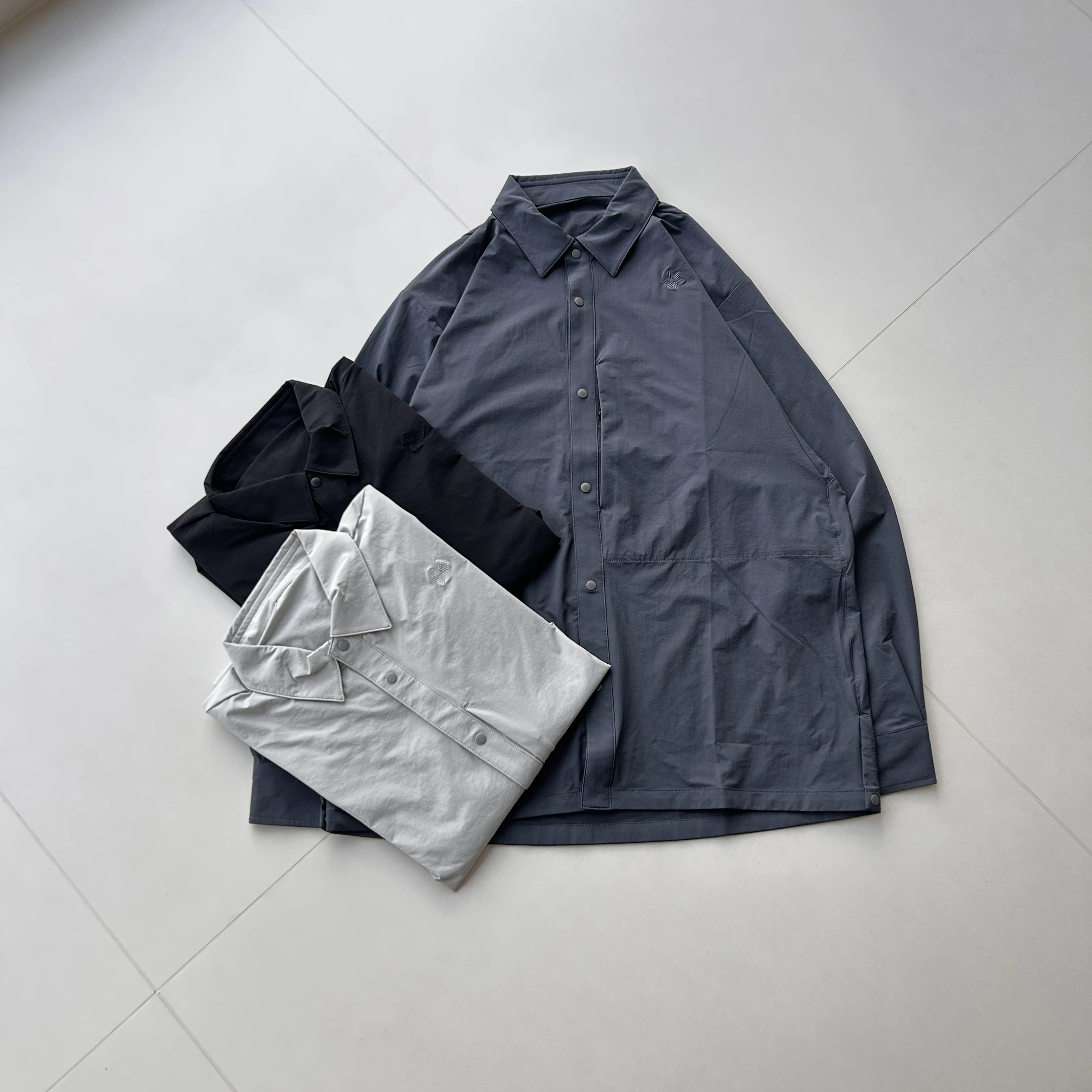 

GwIn 25 Functional Outdoor Elastic Quick-Drying Breathable Waterproof Lightweight Lapel Long Sleeve Shirt