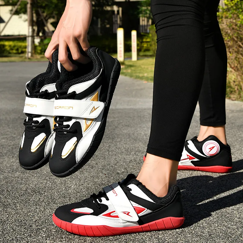 

Unisex Tug-of-War Trainers Professional Sports Footwear Comfortable and Versatile Hiking and Walking Trainers