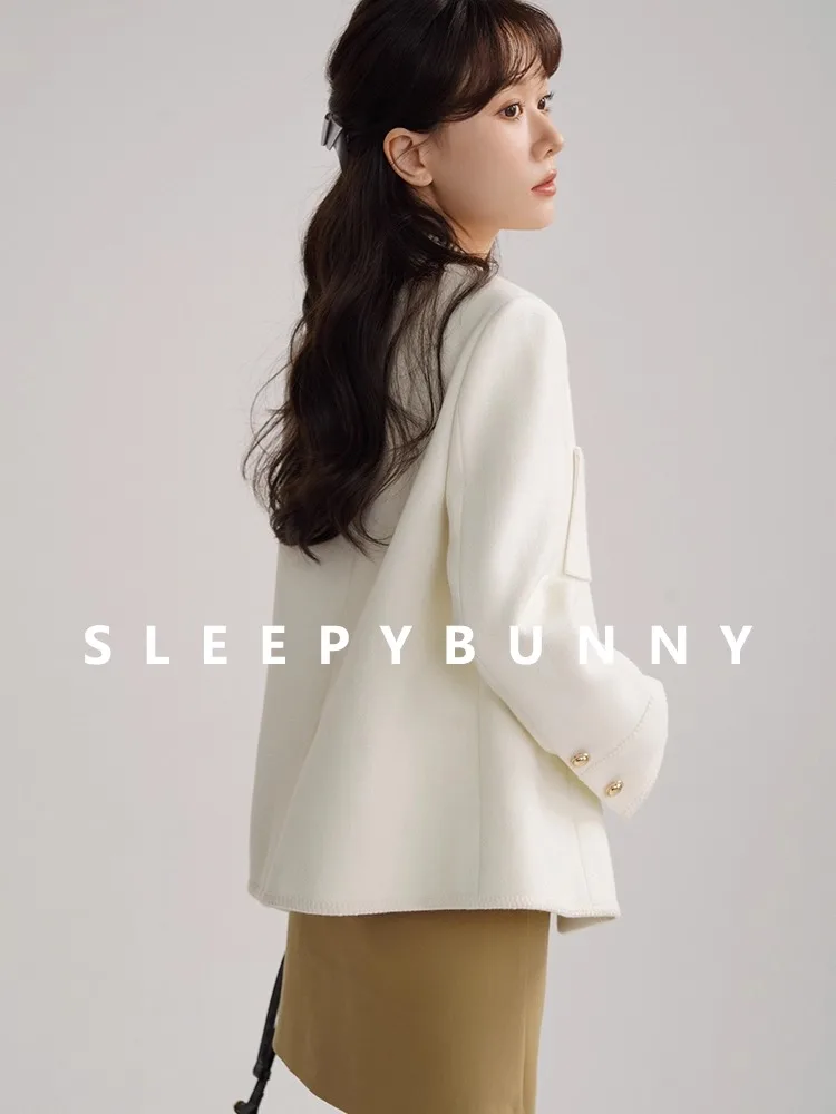 Elegant Tweed Blazer Women Autumn Round Neck Office Coat Gold Buttons Vintage Chic Short Jacket High-End Lady Style Daily Look