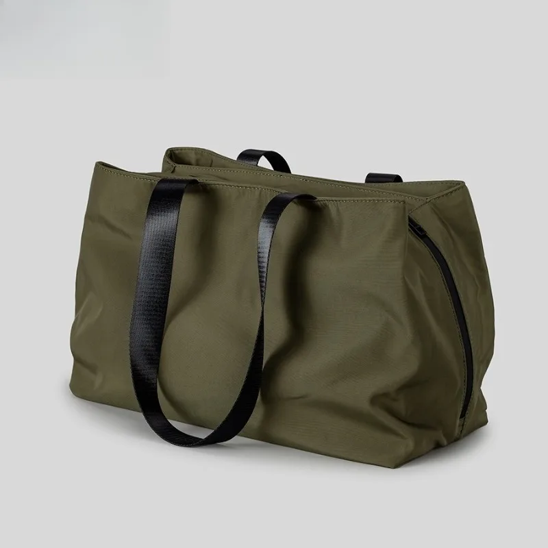 Large-Capacity Lightweight Nylon Tote Bag Water-Resistant Minimalist Stylish Shoulder Bag Practical Daily Commute Casual Tote