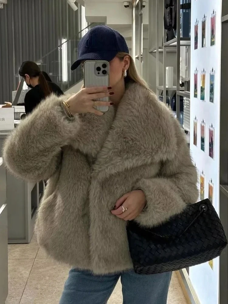 Fur Coat Eco-friendly Women Cropped Faux Fur Coat Long Sleeve Artificial fur coat Front Snap-button Female Outerwear Chic