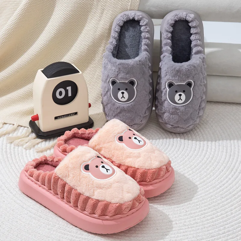 

Пушистые женские тапочки с героями мультфильмов, домашняя зимняя дизайнерская женская обувь, домашние повседневные шлепанцы из нечеткого меха, элегантная обувь на плоской подошве, мягкая подошва