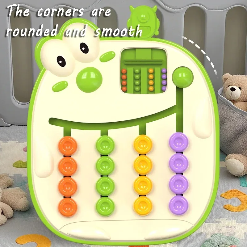 네 가지 색깔 전략 체스: 아이들의 색상 인식과 논리적 사고력을 위한 전문 트레이너