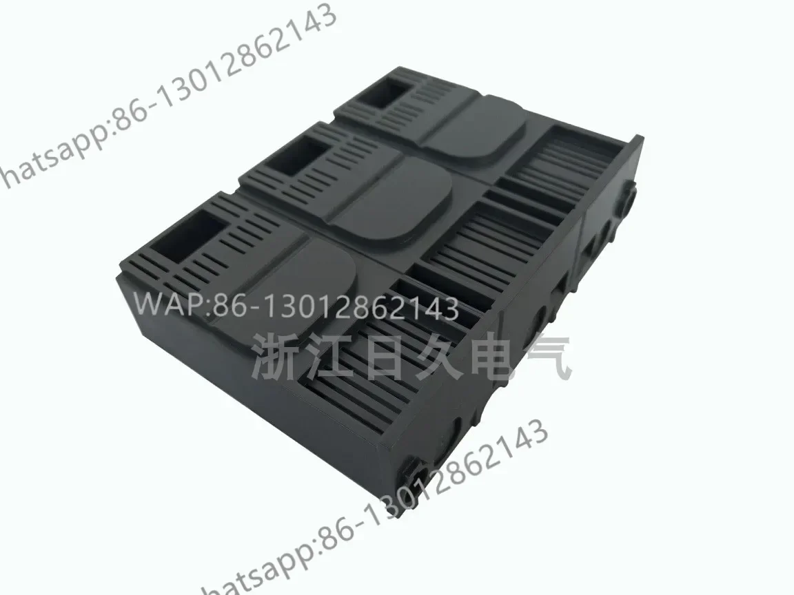 3pcs Equipped with NSX molded case circuit breaker 100-250 400-630 terminal shield insulation sleeve safety cover LV432591