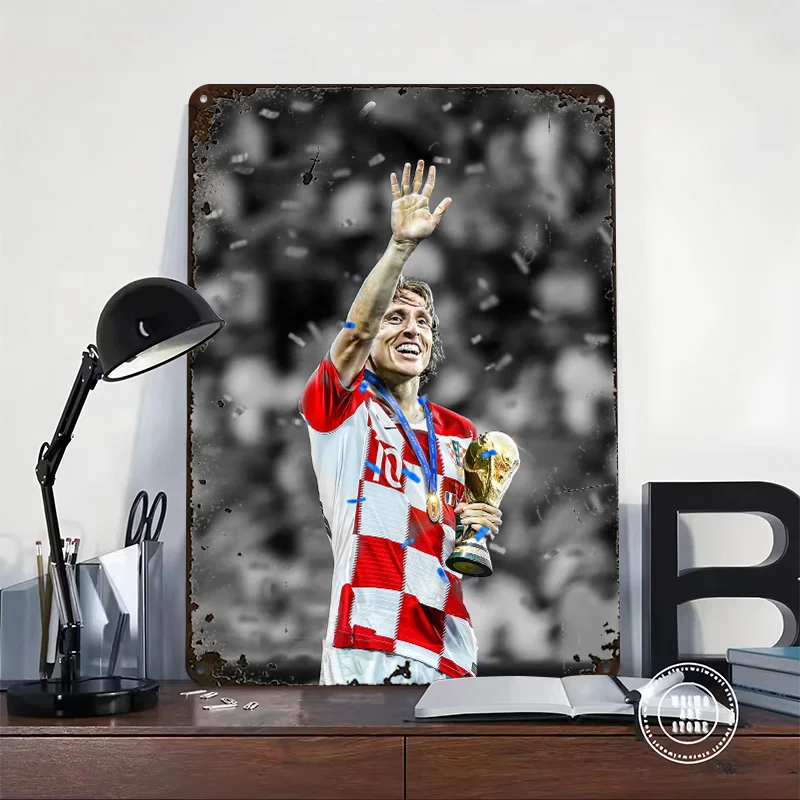 Luka Modric Victory Metal Poster Customized Wall Art Retro Vintage Tinplate Signs for Luxury Decoration Gaming Custom Plate Home