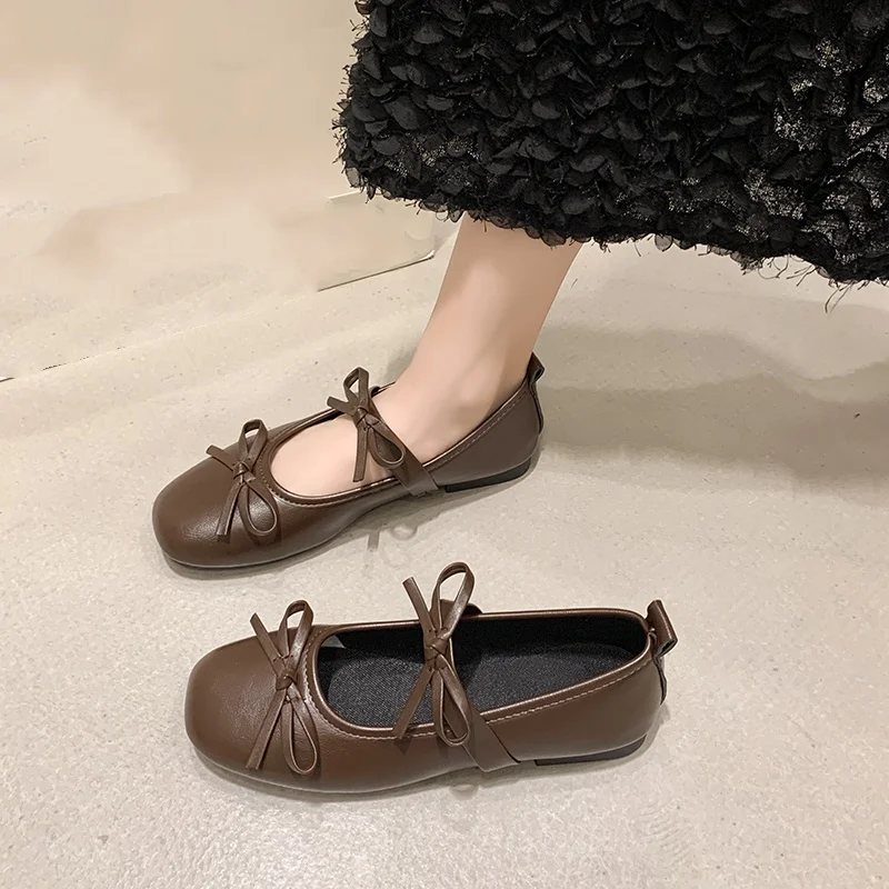 

Spring and Autumn New Square Toe Comfortable Work and Leisure Women's Shoes Fashionable Hot Selling Sexy Bow Light Flat Shoes