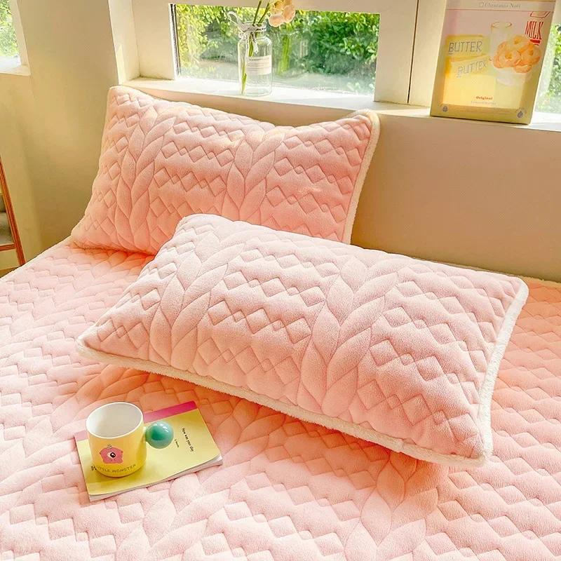 2024 new milk fleece padded cotton Class A bed skirt mattress hairball thickened mattress protective cover solid color