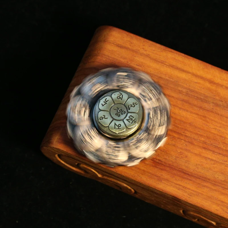 Giroscopio de loto para la yema del dedo, Spinner de mano de Metal, rotación del autismo, juguete antipresión, juguete antiestrés, regalo para niños