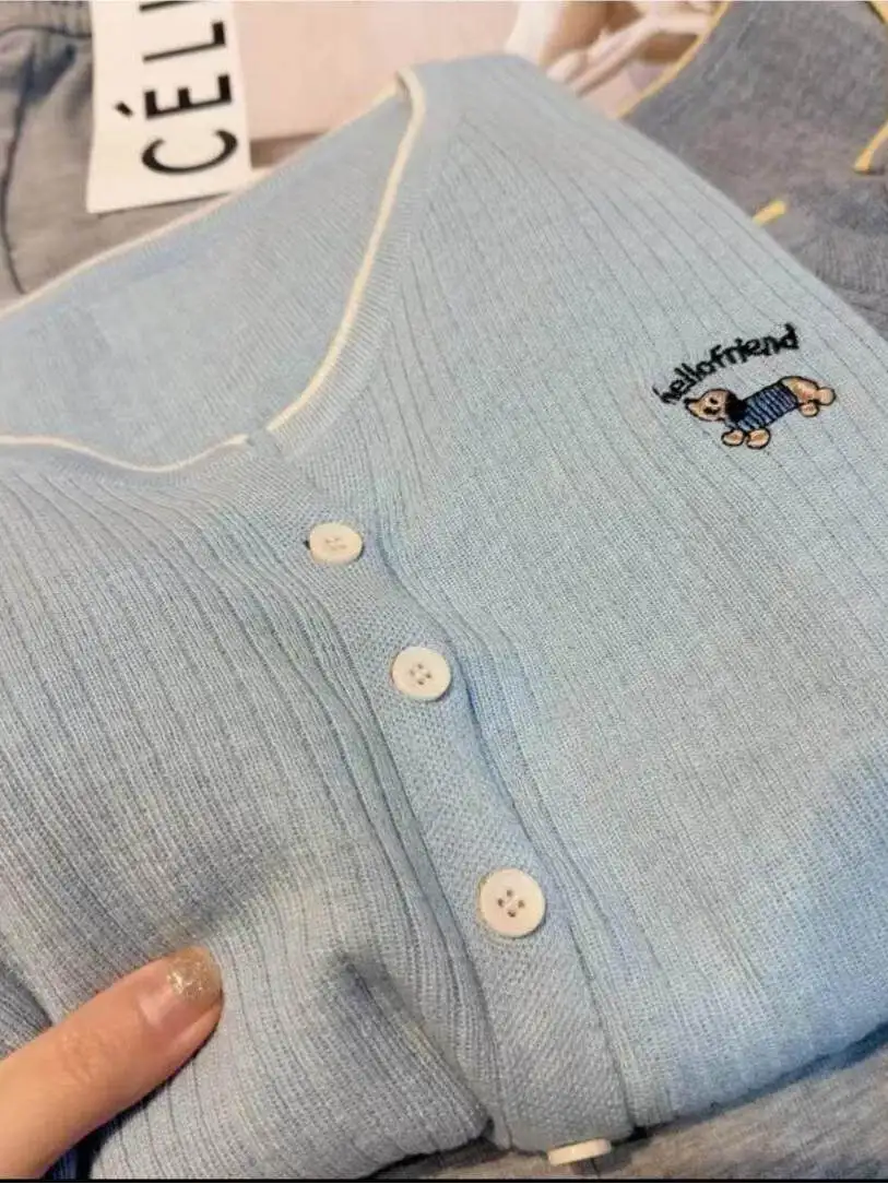 

Весна 2026: Новинка! Вязаный кардиган с вышивкой таксы, длинный рукав, женский свитер-топ из мягкой шерсти, для повседневной носки