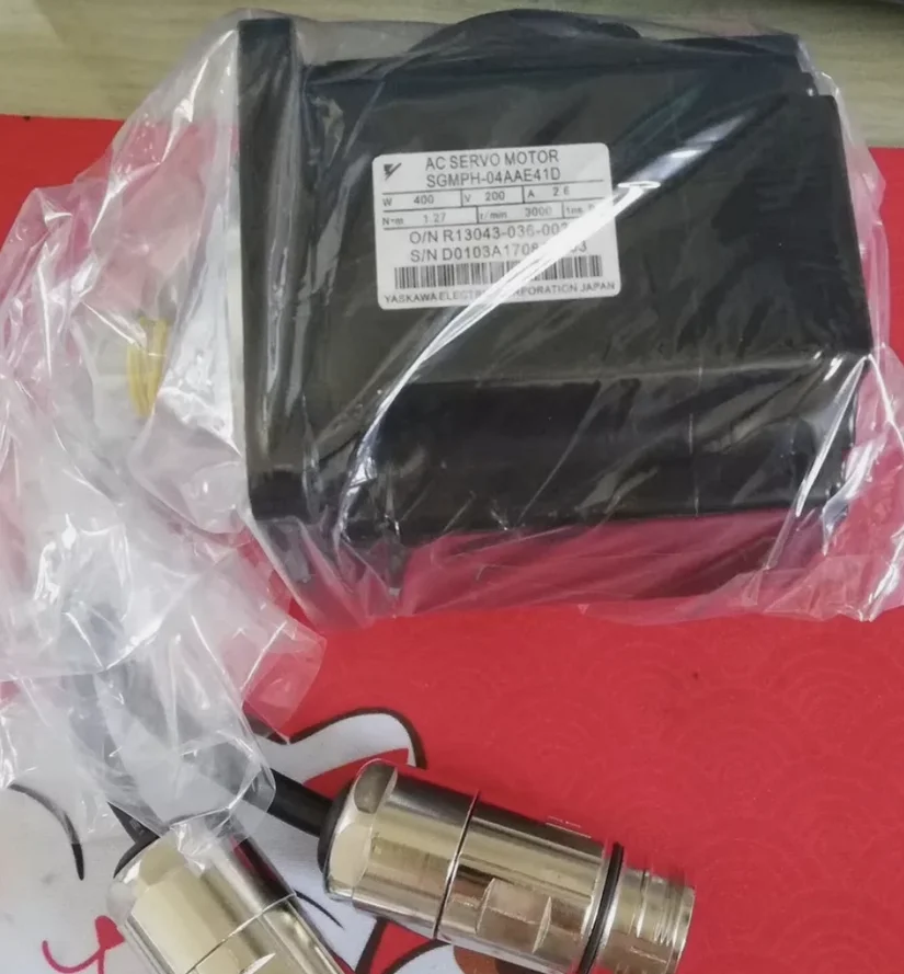 

SGMPH-04AAE41D Brand new Servo Motor，Fast shipping，In Stock，SGMPH 04AAE41D