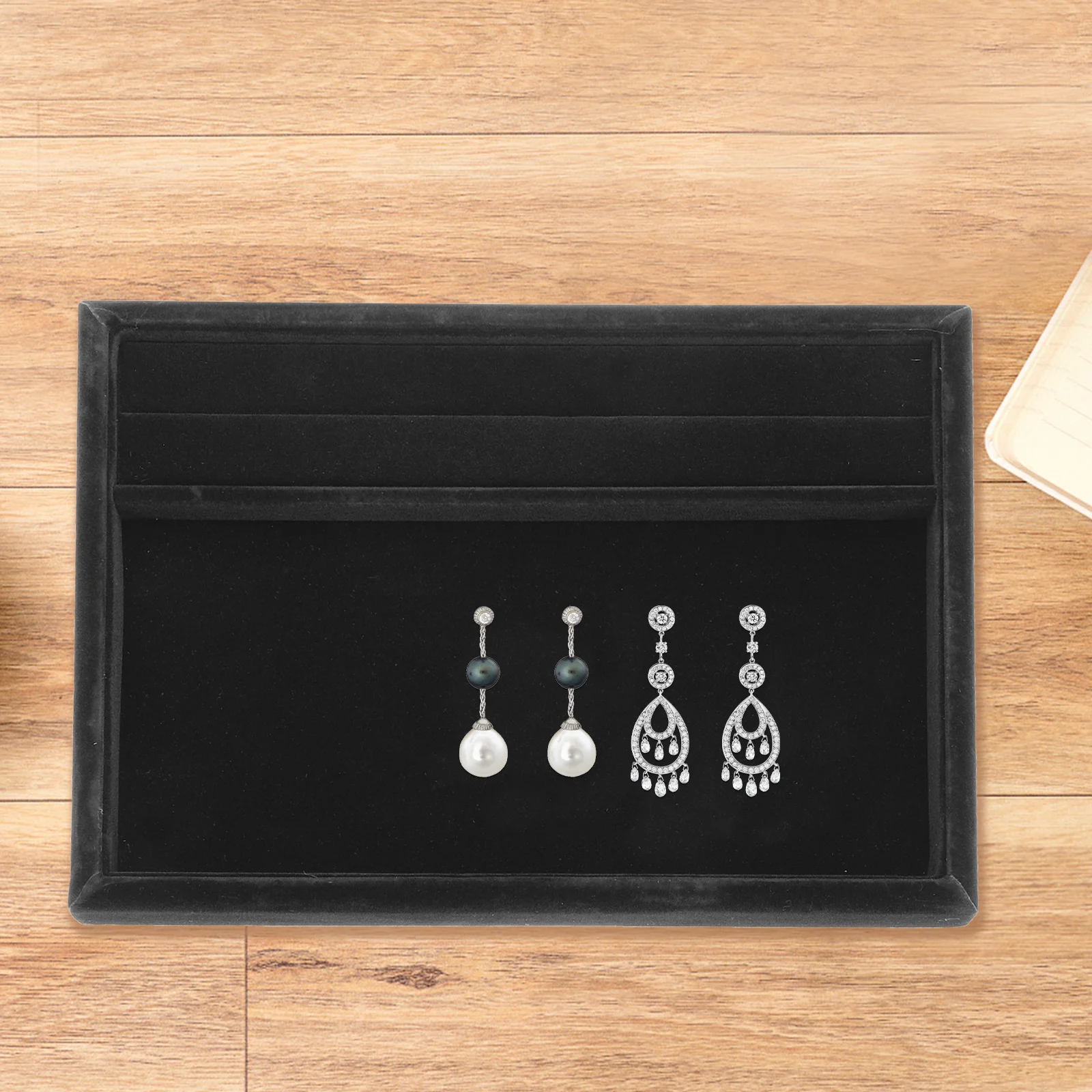 لوحة عرض مجوهرات من الفلانيل الأسود منظم عملي لخاتم وقلادة وسوار وحلق وصينية عرض وصينية مجوهرات