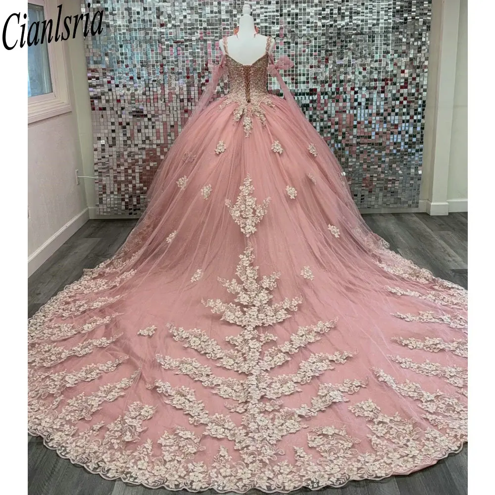 Vestidos De quinceañera con cuentas De cristal rosa, vestido De baile con tirantes finos, Apliques De encaje, 15 Años